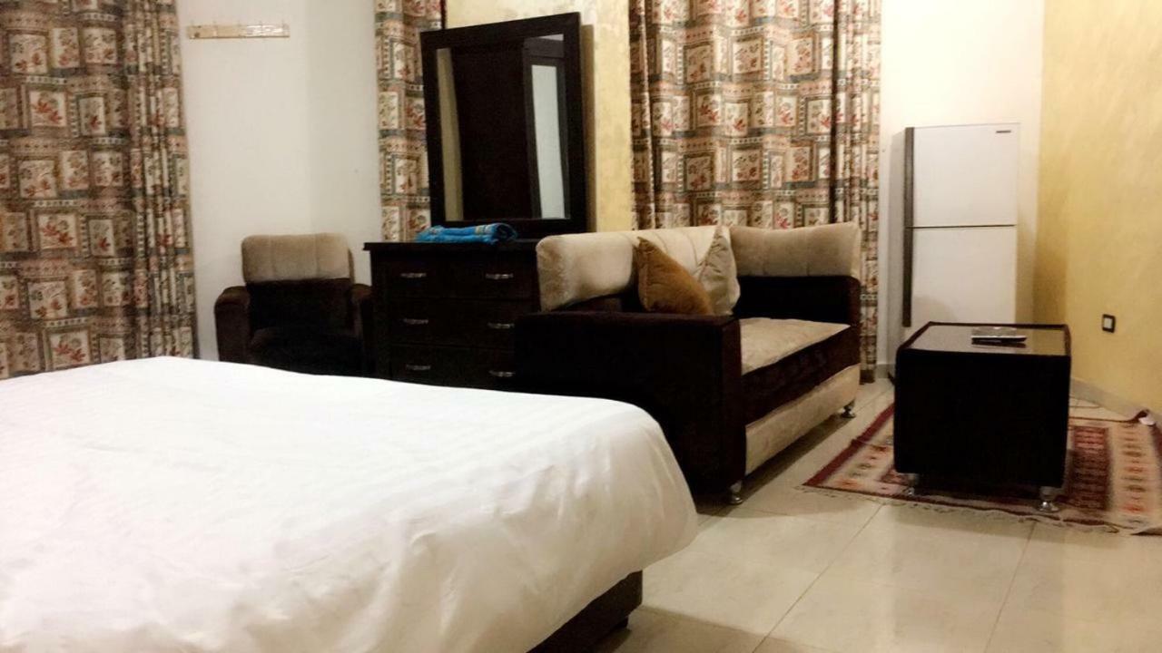 Al Tawheed Hotel Apartments Amman Eksteriør bilde